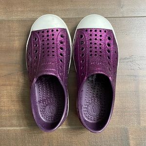 Native Jefferson sneakers. Excellent condition. Size 11 for kids.